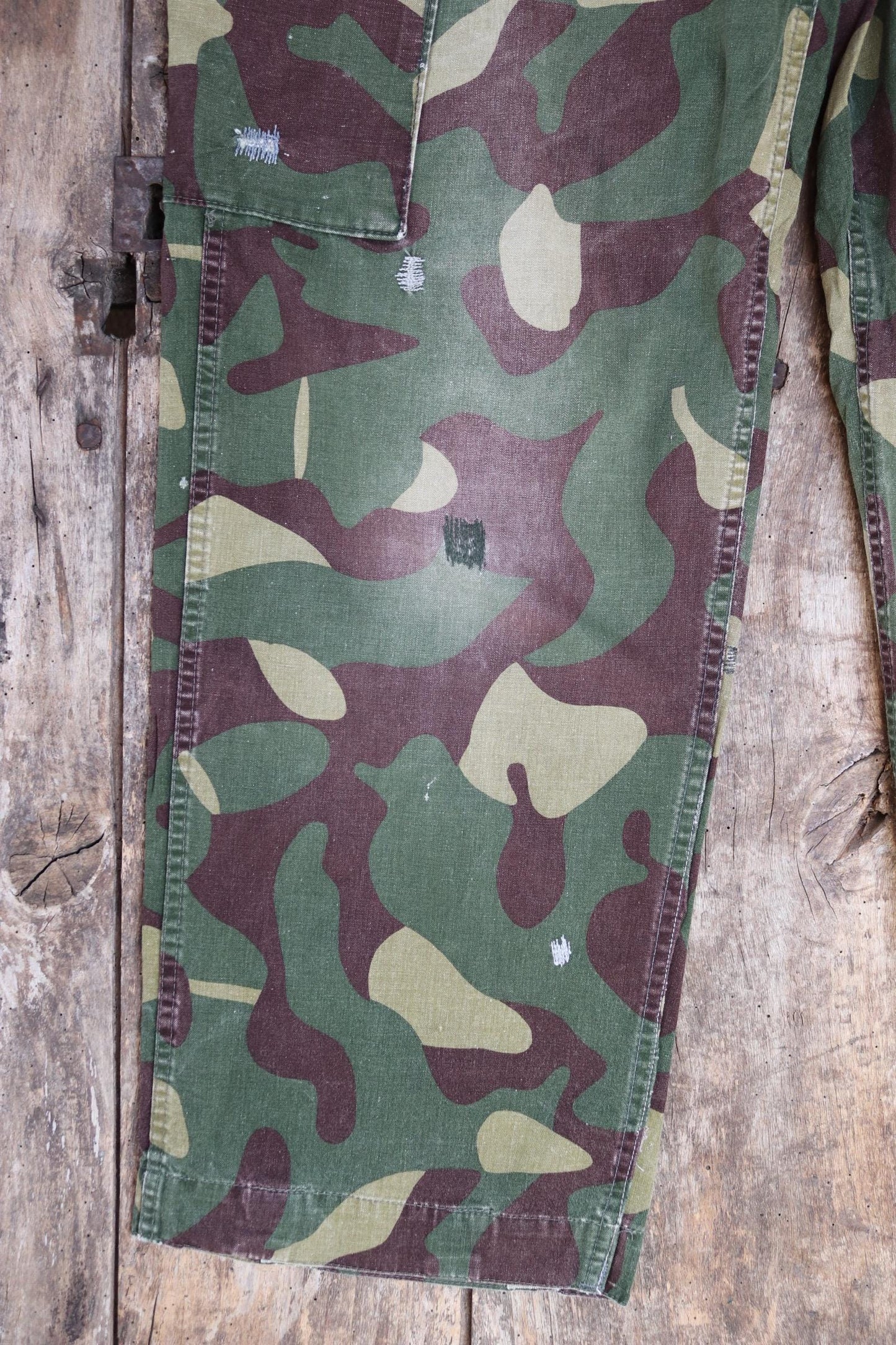Vintage 1980s Finnish M62 camo trousers - windproof paratrooper pants - 39” x 29”