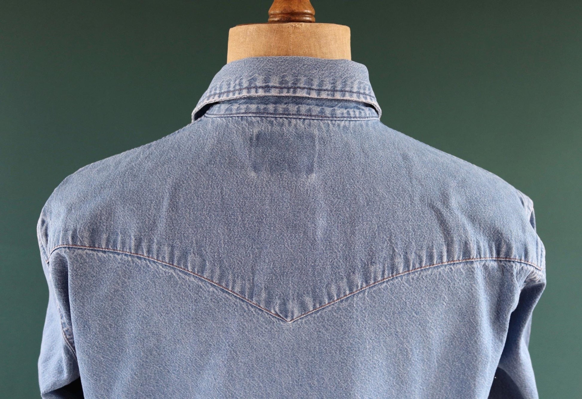 Vintage Wrangler denim shirt - cowboy - Western style - 47" chest