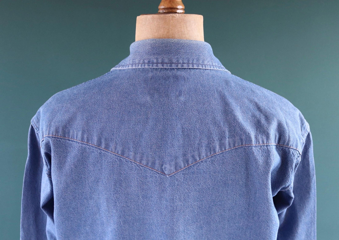 Vintage Wrangler denim shirt - cowboy - Western style - 47" chest