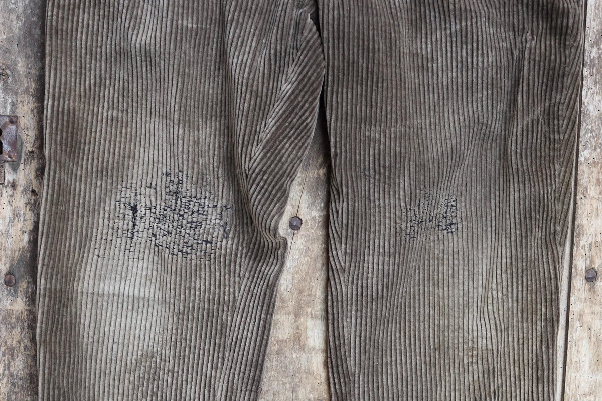 Vintage 1920s French workwear trousers - buckle back - corduroy chore pants - 33” x 26”