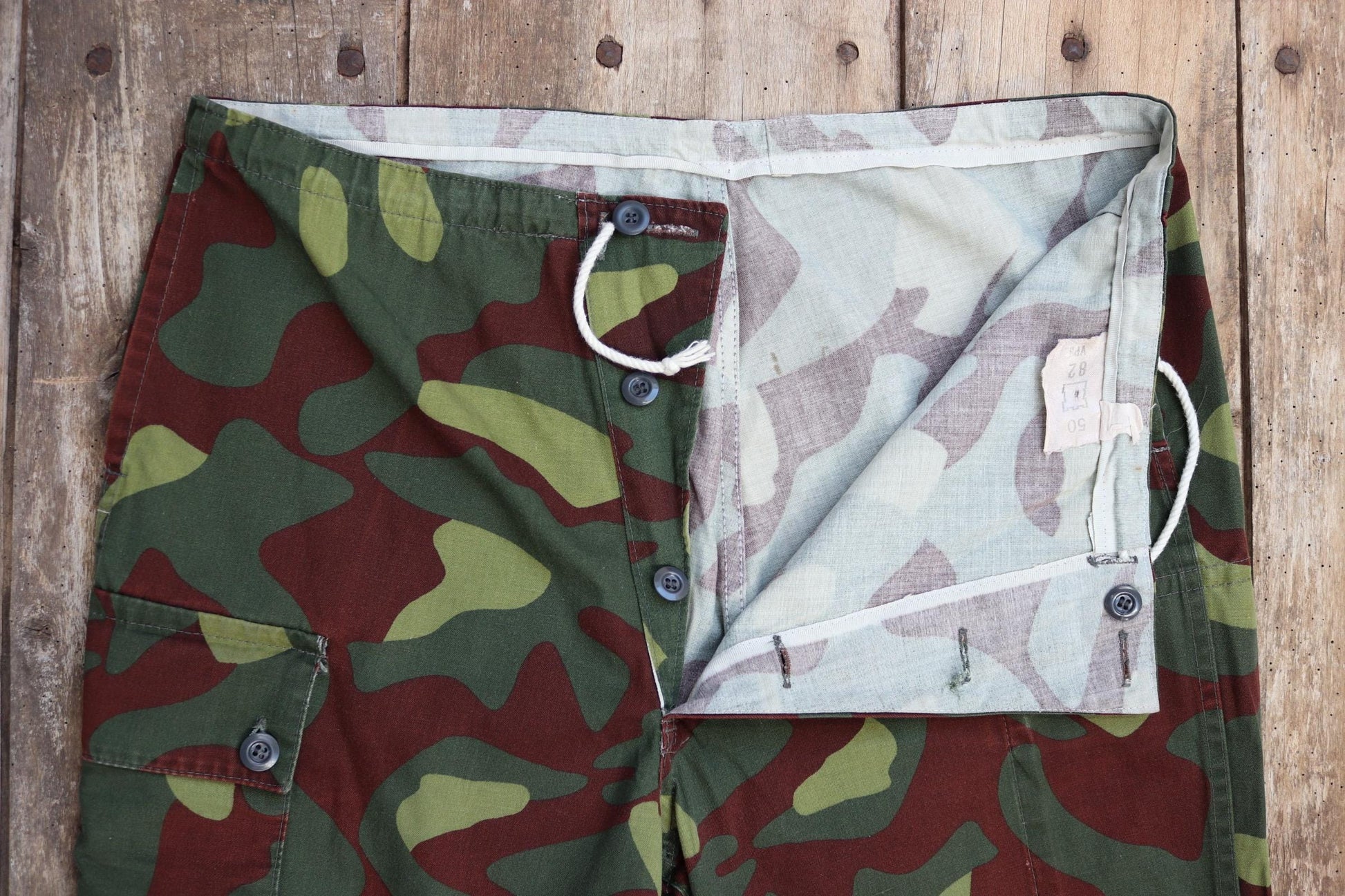 Vintage 1980s Finnish M62 camo trousers - windproof paratrooper pants - 37” x 27”