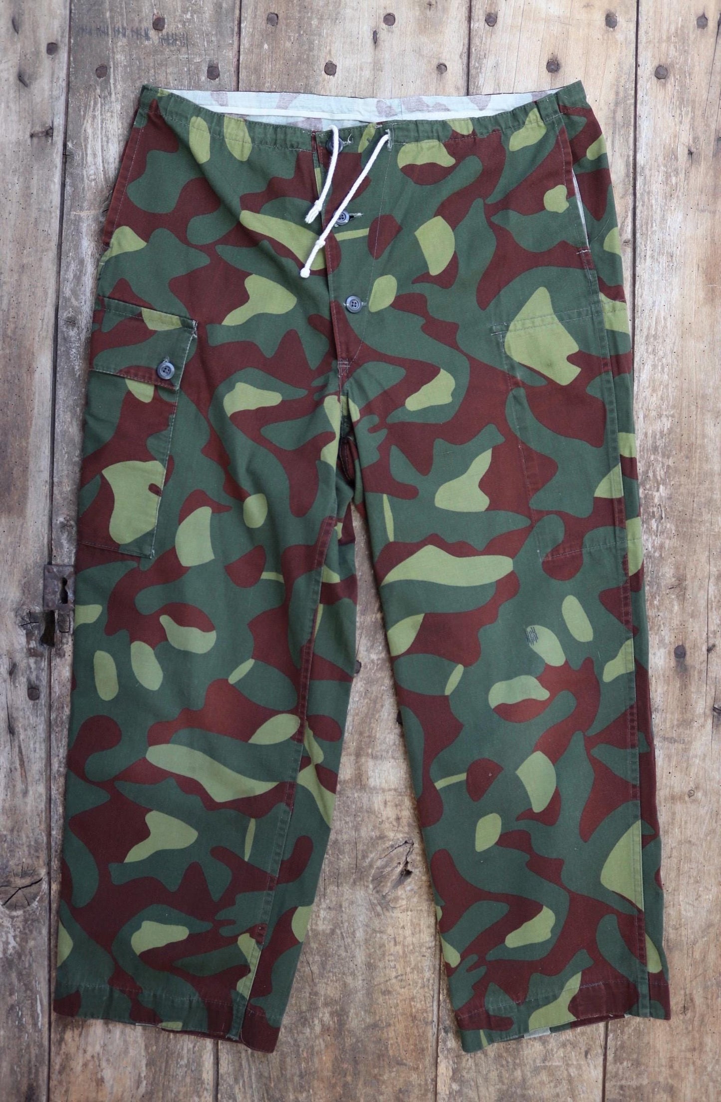 Vintage 1980s Finnish M62 camo trousers - windproof paratrooper pants - 37” x 27”