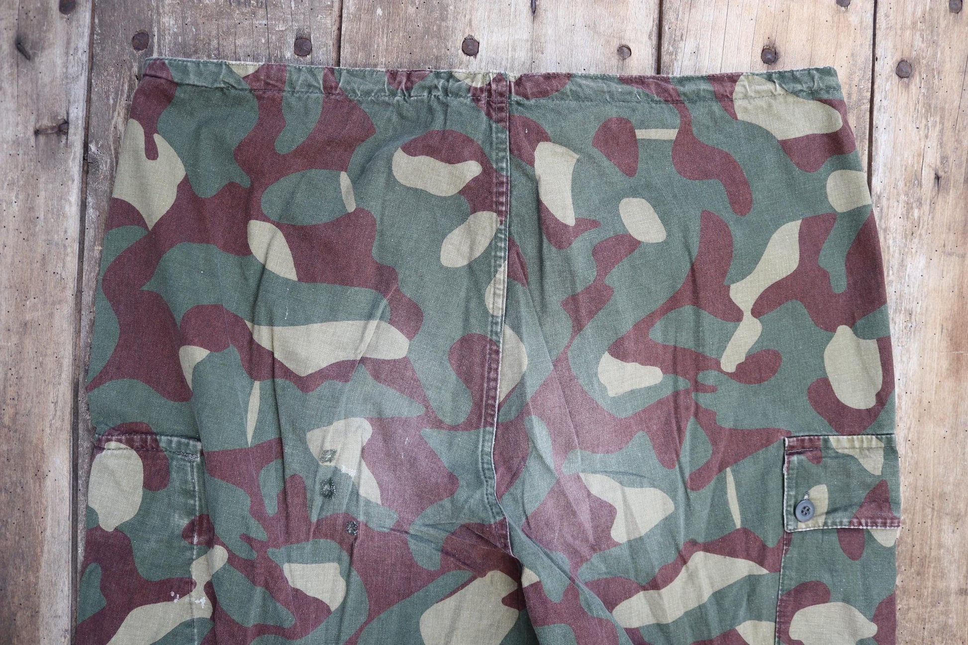 Vintage 1960s Finnish M62 camo trousers - windproof paratrooper pants - 41” x 29”