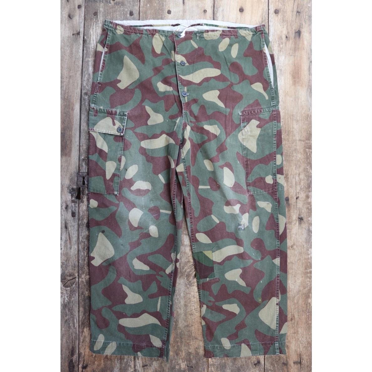 Vintage 1960s Finnish M62 camo trousers - windproof paratrooper pants - 41” x 29”