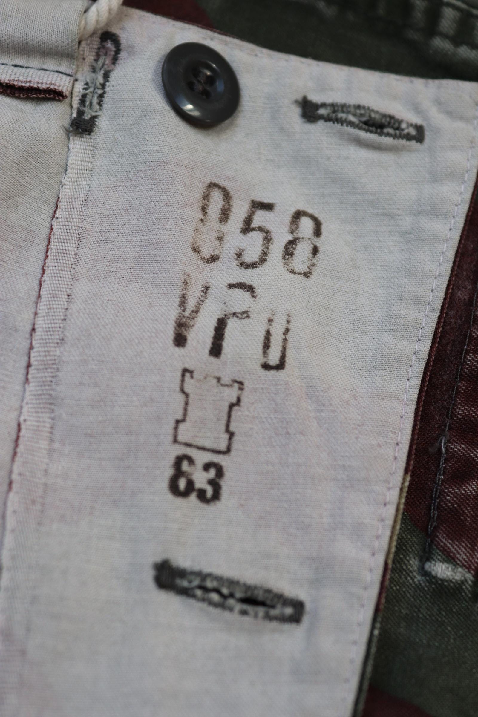 Vintage 1960s Finnish M62 camo trousers - windproof paratrooper pants - 41” x 29”