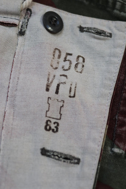 Vintage 1960s Finnish M62 camo trousers - windproof paratrooper pants - 41” x 29”