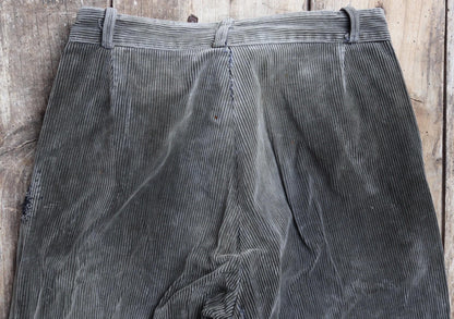 Vintage 1940s French workwear trousers - 1950s brown corduroy chore pants - darned and repaired - 31” x 26”