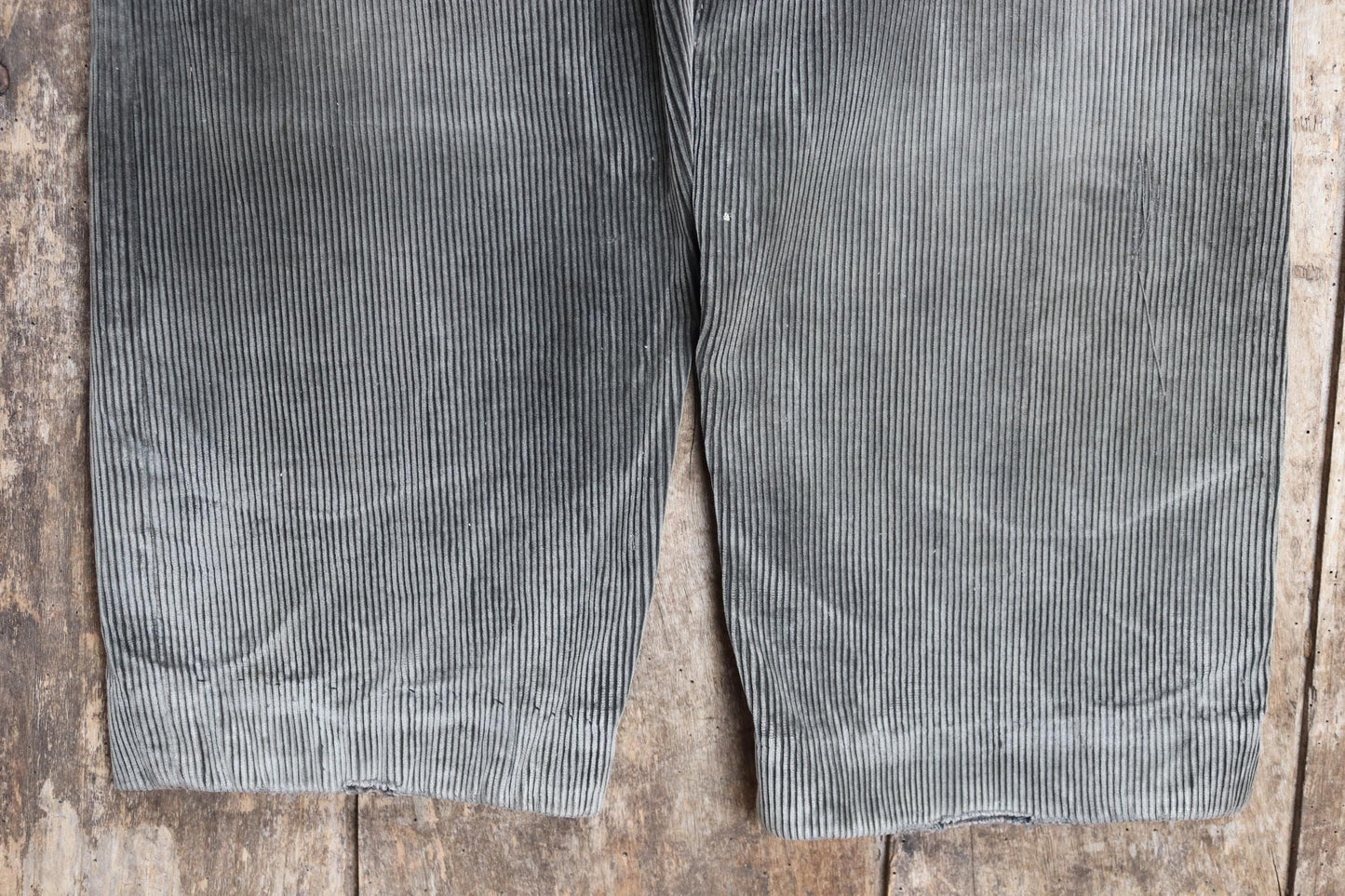 Vintage 1940s French workwear trousers - 1950s brown corduroy chore pants - darned and repaired - 31” x 26”