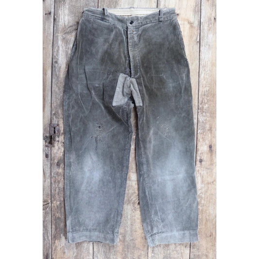 Vintage 1940s French workwear trousers - 1950s brown corduroy chore pants - darned and repaired - 31” x 26”