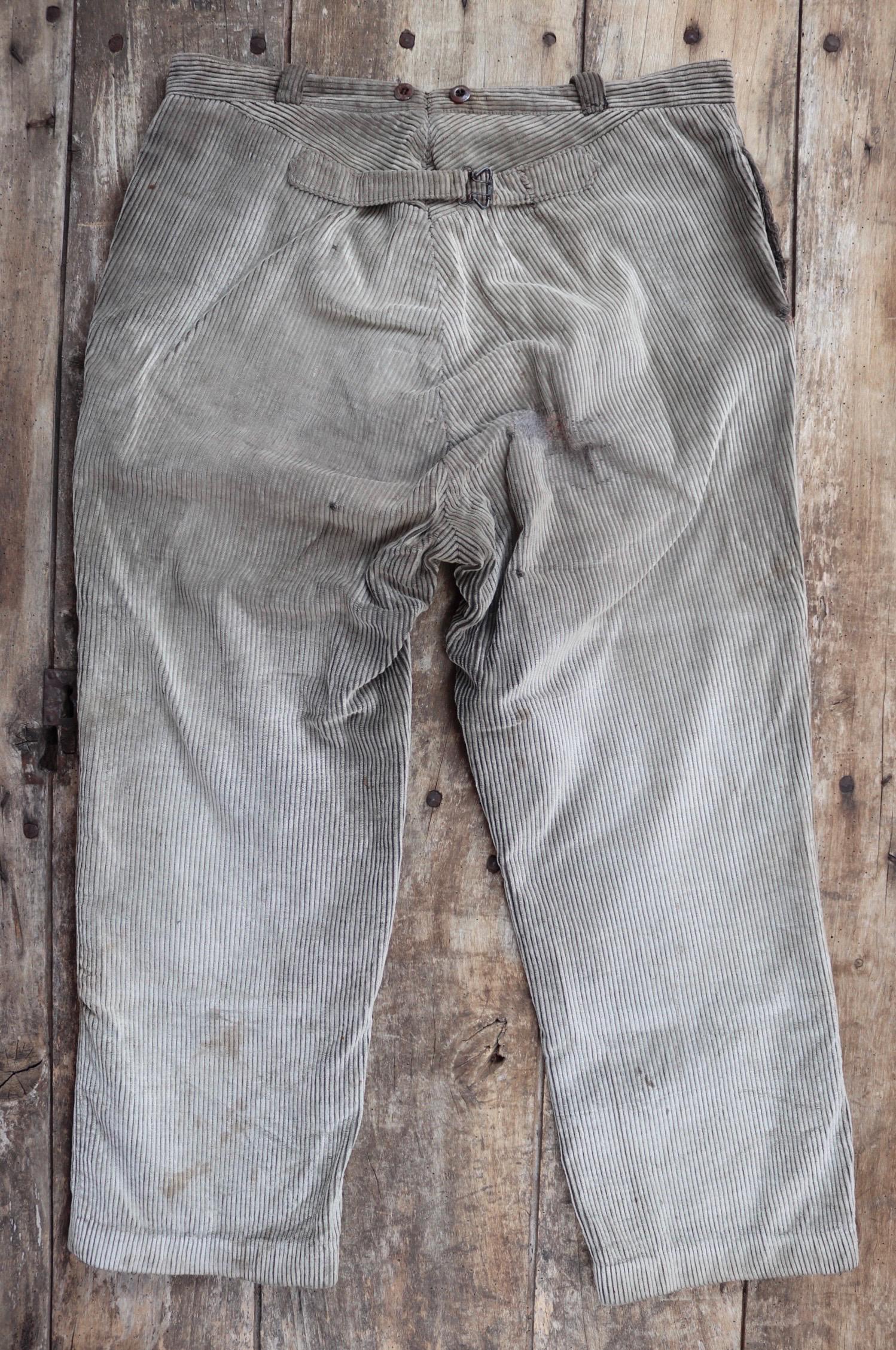 Vintage 1930s French workwear trousers - 1940s brown corduroy chore pants - buckle back - 36” x 28”