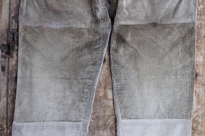 Vintage 1930s French workwear trousers - 1940s brown corduroy chore pants - buckle back - 36” x 28”
