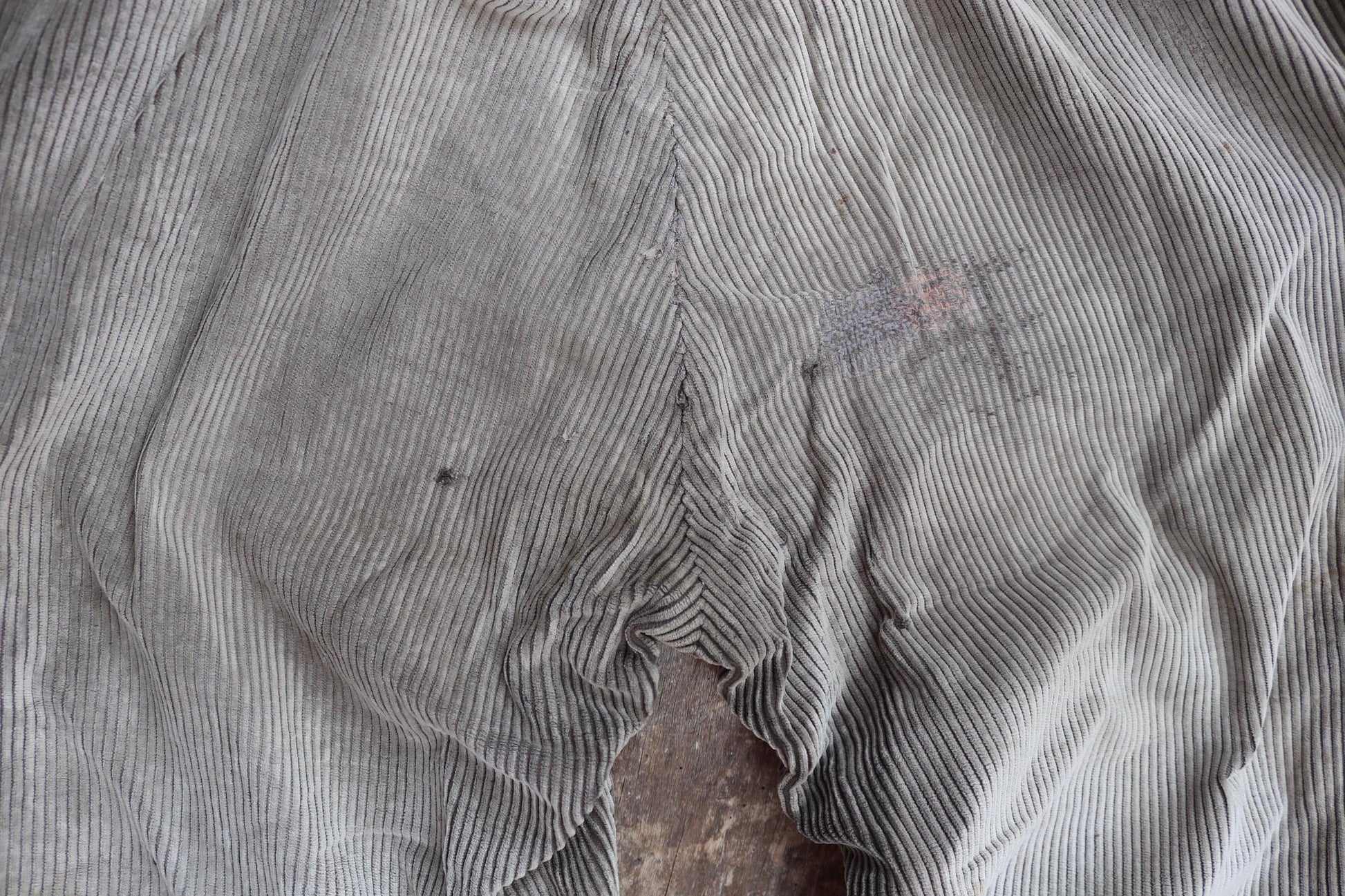 Vintage 1930s French workwear trousers - 1940s brown corduroy chore pants - buckle back - 36” x 28”