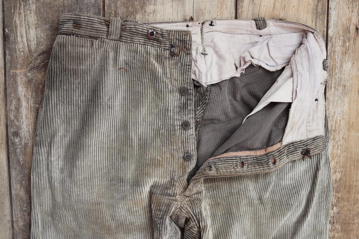 Vintage 1930s French workwear trousers - 1940s brown corduroy chore pants - buckle back - 36” x 28”