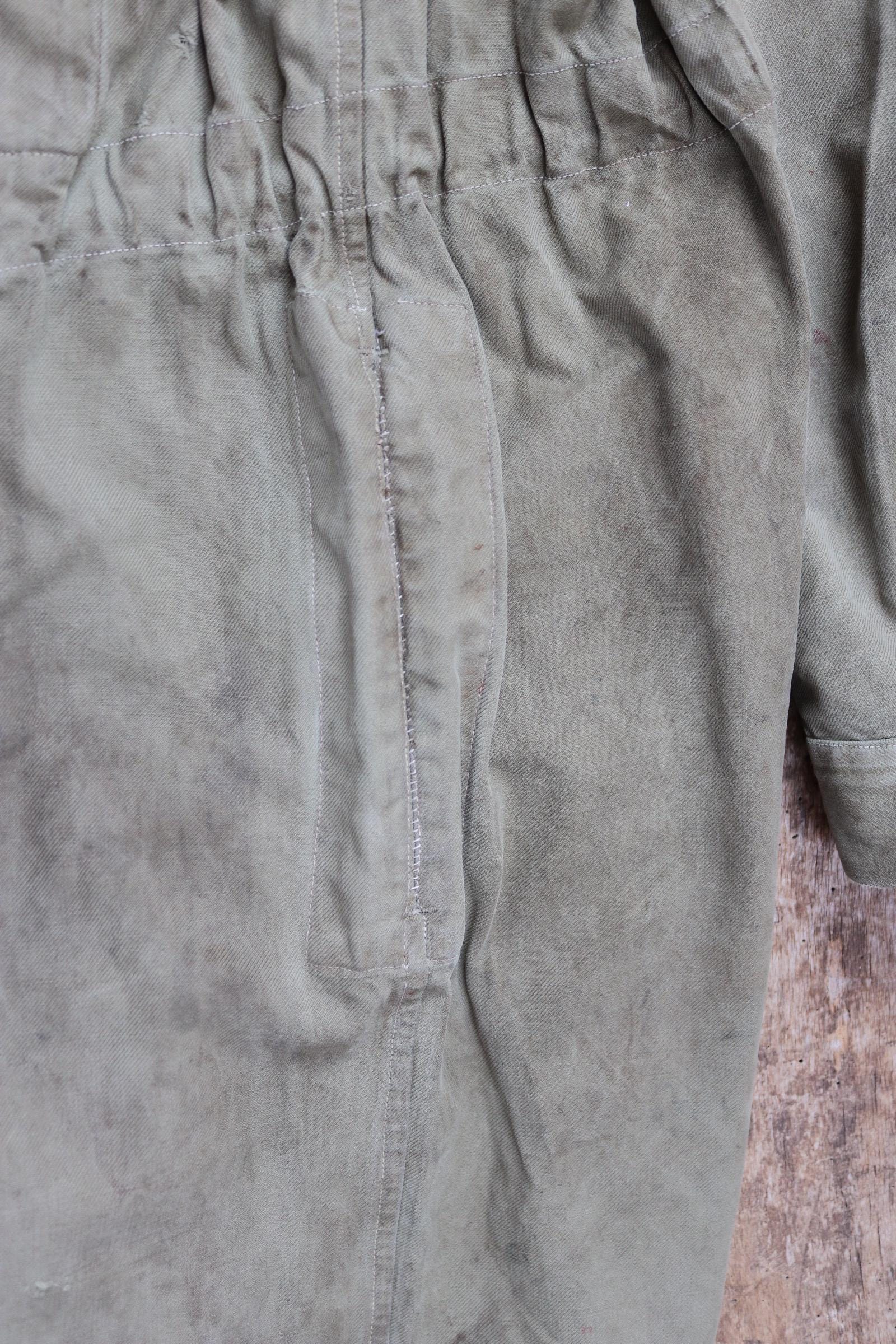 Vintage 1950s French M50 military coveralls - workwear overalls - army mechanic - 47” x 42” x 28”