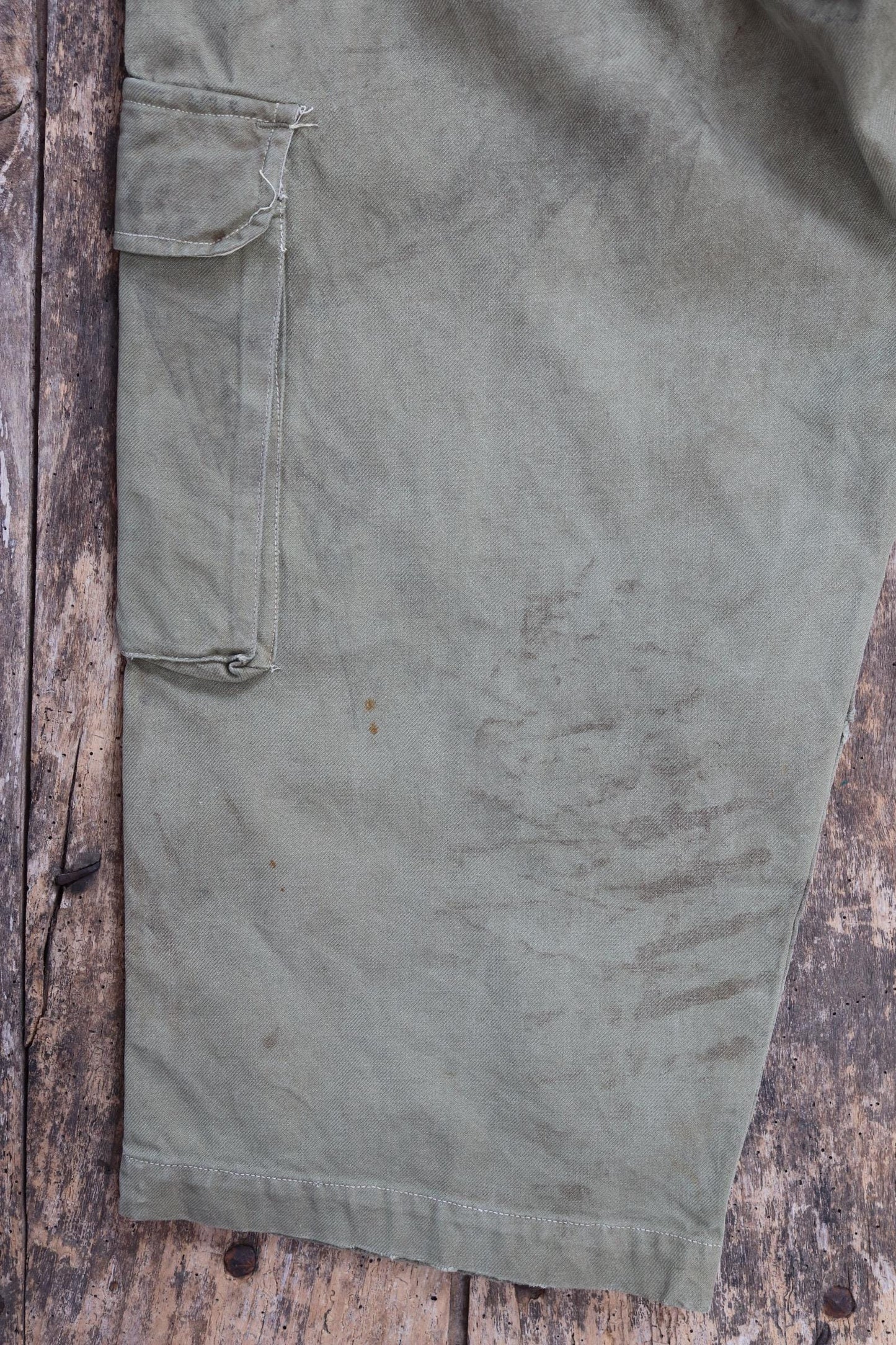 Vintage 1950s French M50 military coveralls - workwear overalls - army mechanic - 47” x 42” x 28”