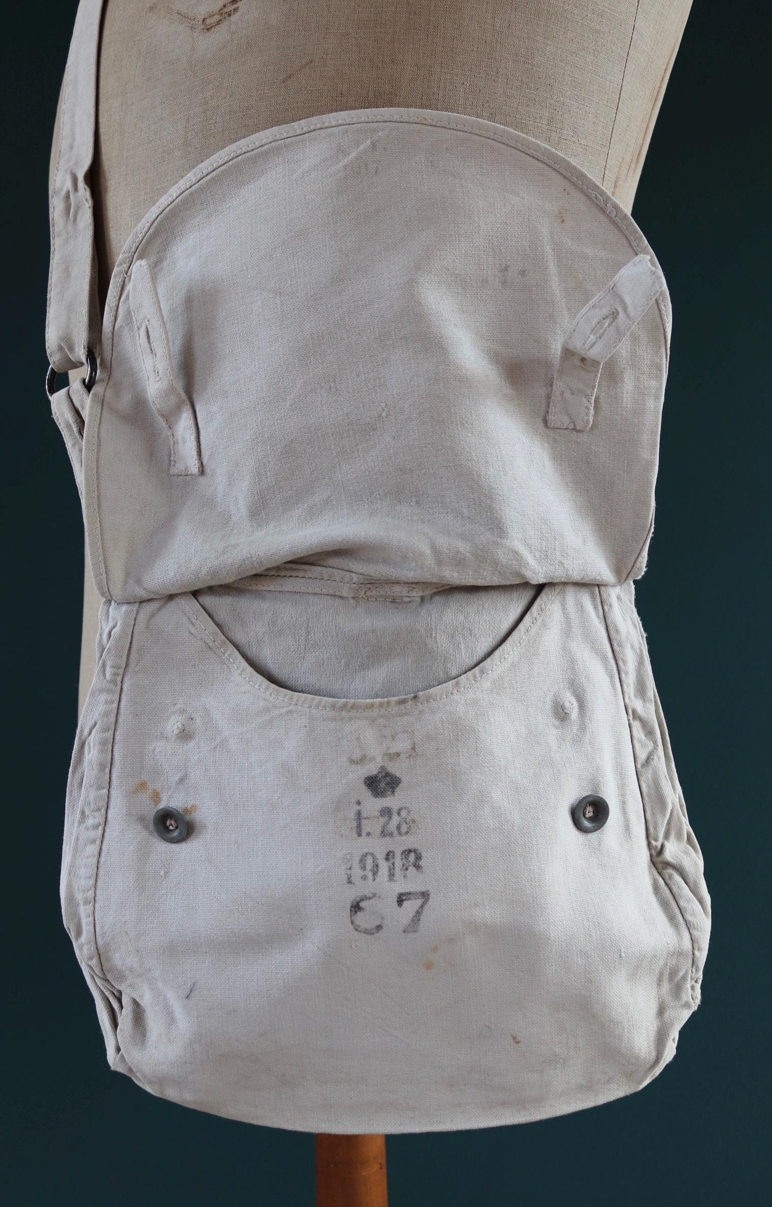Antique WW1 military bag - Swedish army musette - cotton cross body bread bag - mattornist