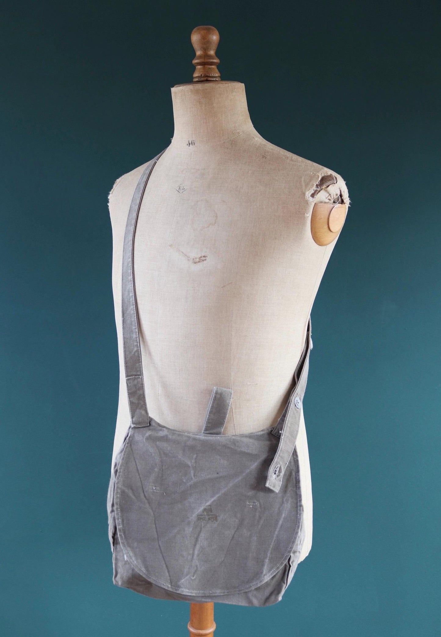 Vintage 1950s Swedish military bag - cotton cross shoulder musette - mattornist