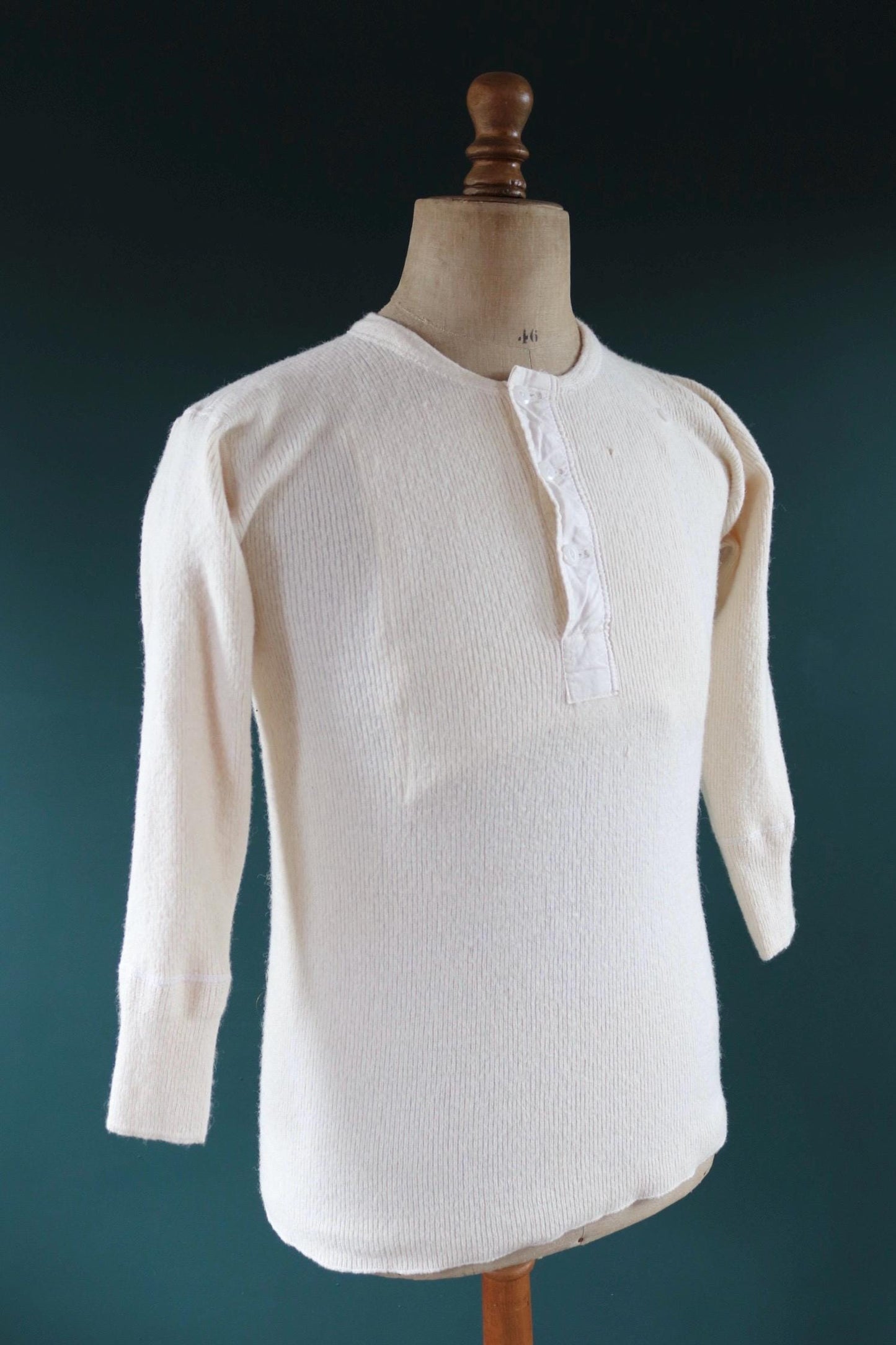 Vintage 1940s Penmans wool undershirt - Henley shirt - thermal base layer - made in Canada - 36" chest