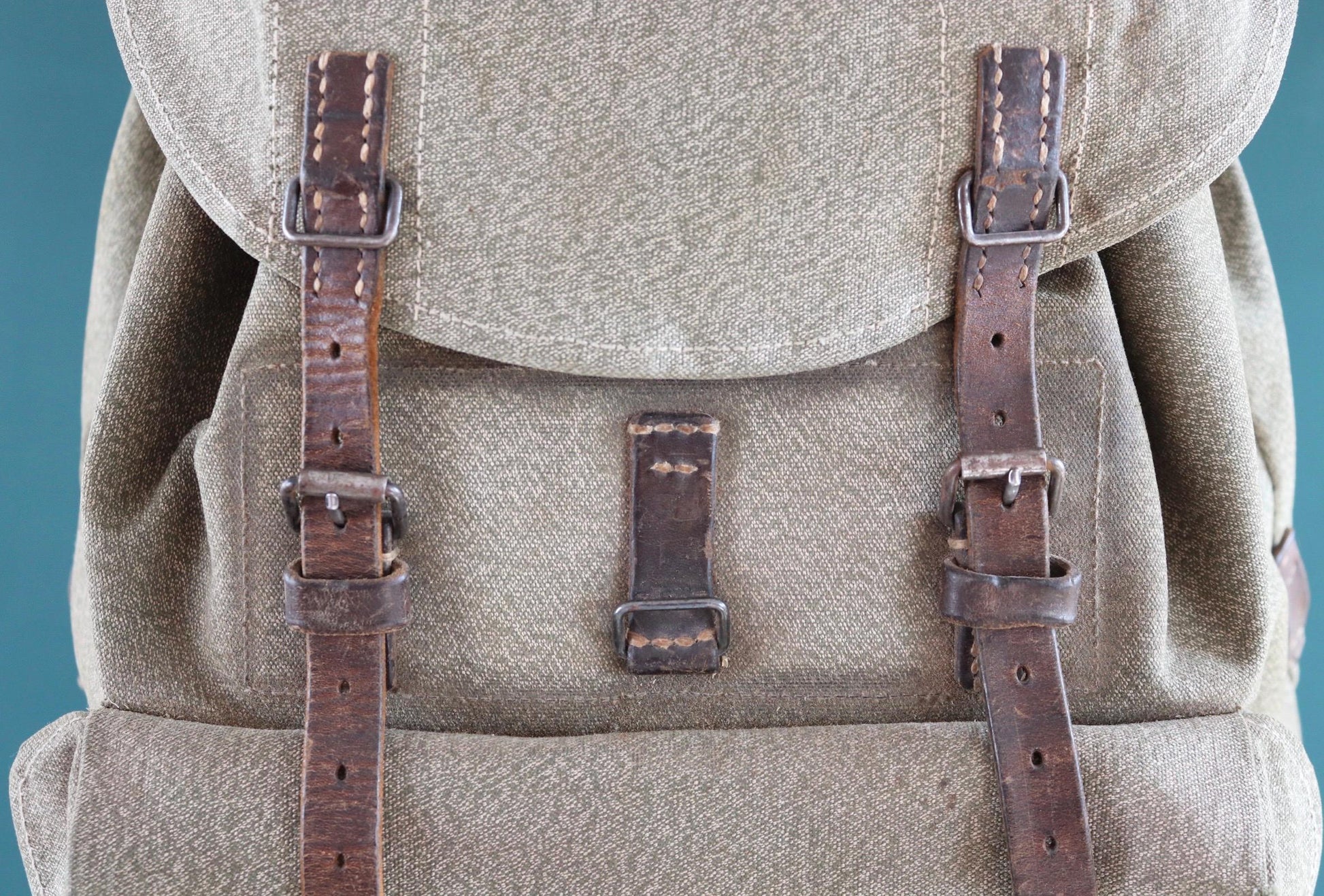 Vintage 1950s Swiss army rucksack - military backpack - salt pepper cotton canvas - for hiking and camping gear