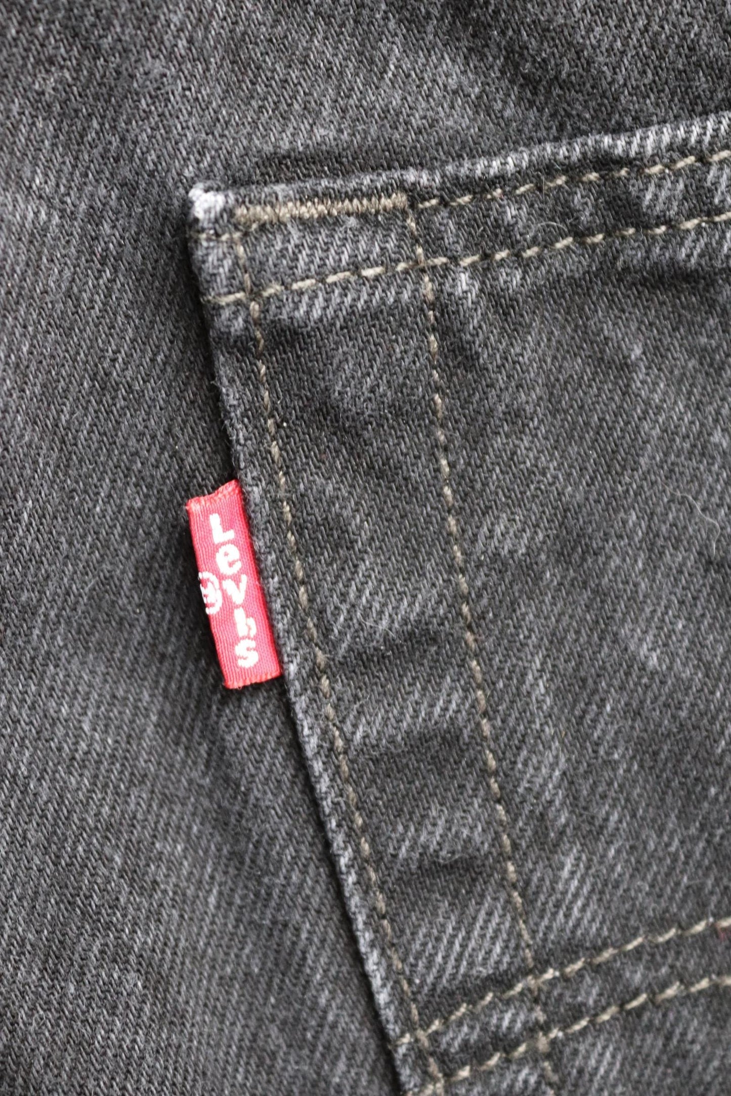 Vintage Levis 501 jeans - black denim - 37" x 32"