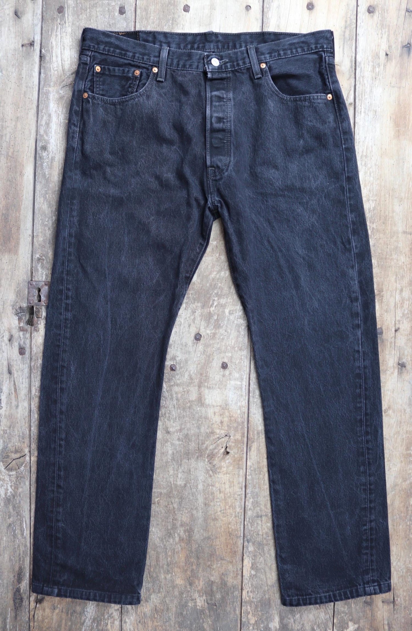 Vintage Levis 501 jeans - black denim - 37" x 32"