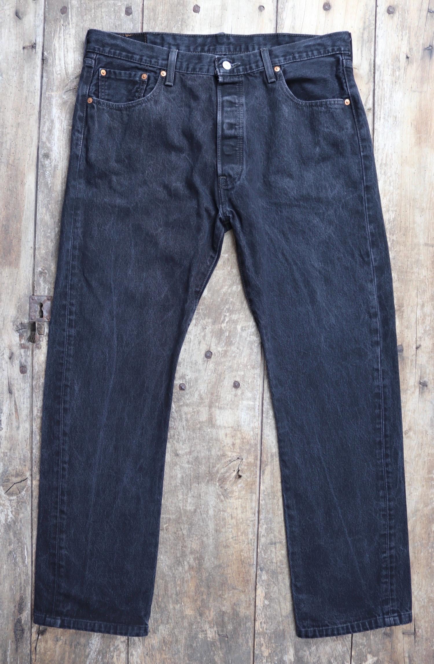 Vintage Levis 501 jeans - black denim - 37" x 32"