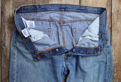Vintage Levis 501 jeans - blue denim workwear - 38" x 32"