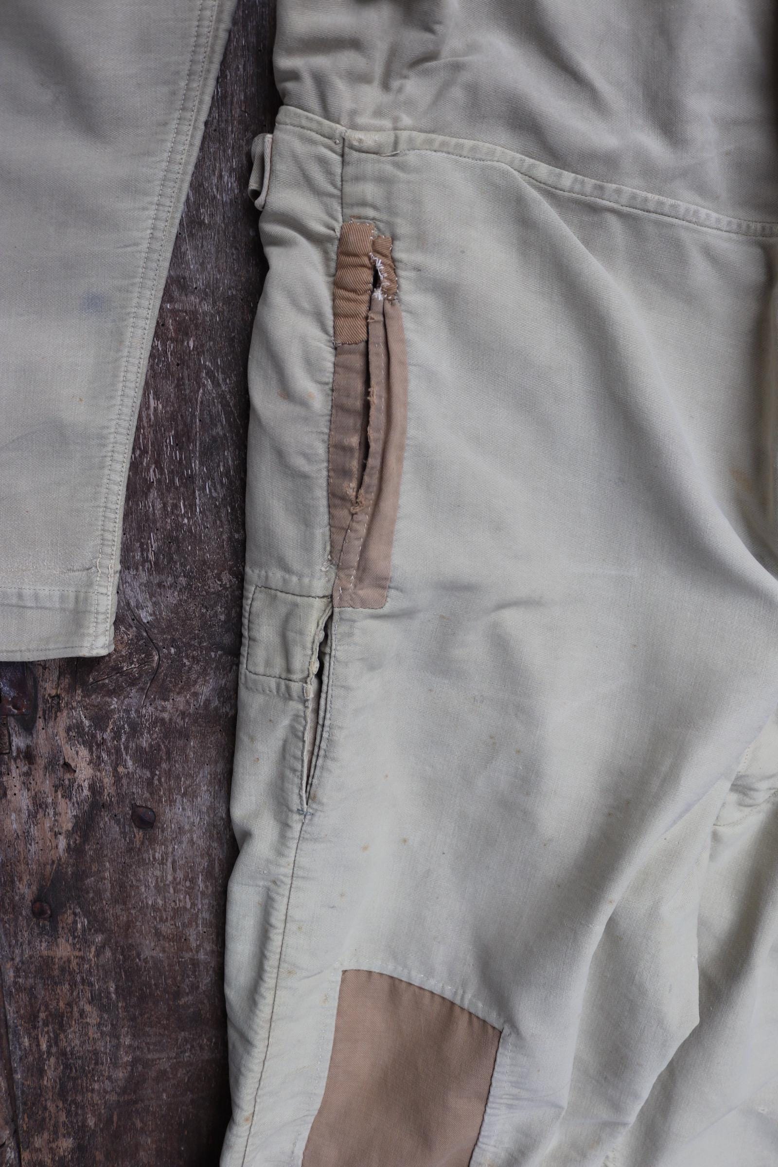 Vintage WW2 British workwear - 1940s overalls - mechanic coveralls - 43” x 37” x 26”