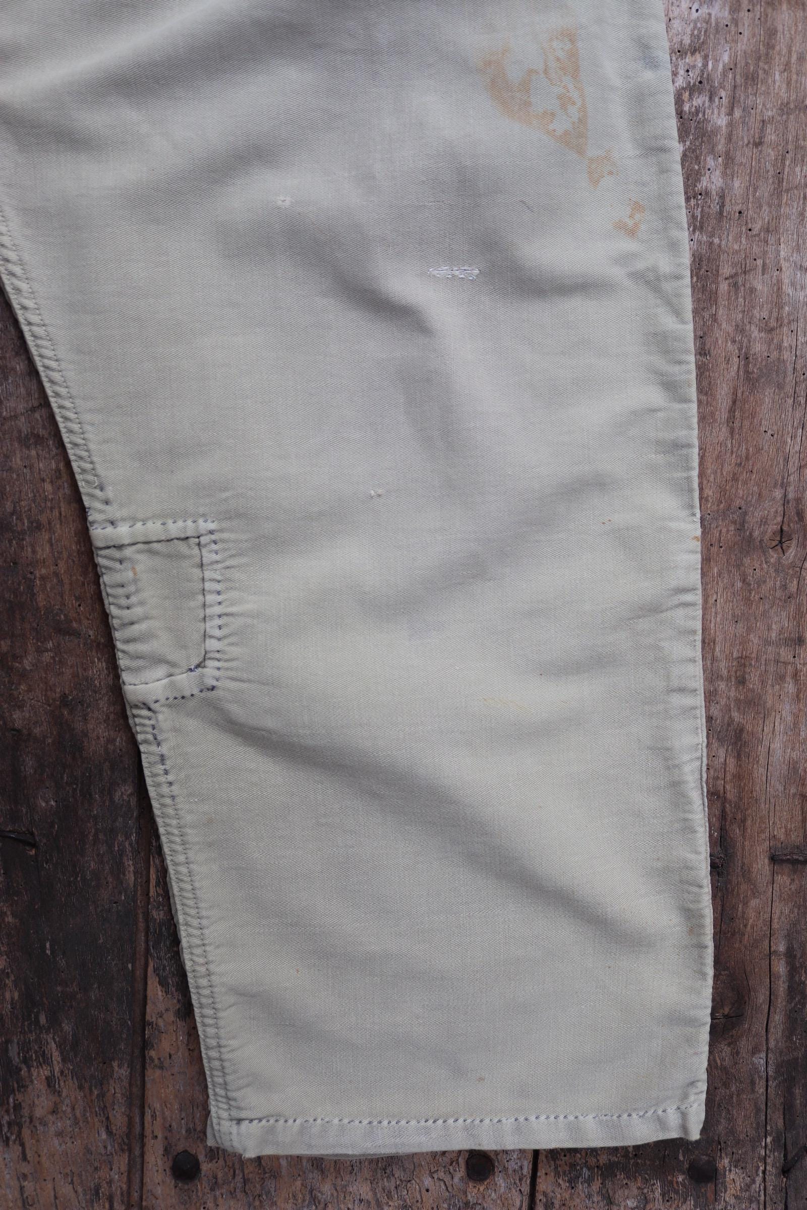 Vintage WW2 British workwear - 1940s overalls - mechanic coveralls - 43” x 37” x 26”
