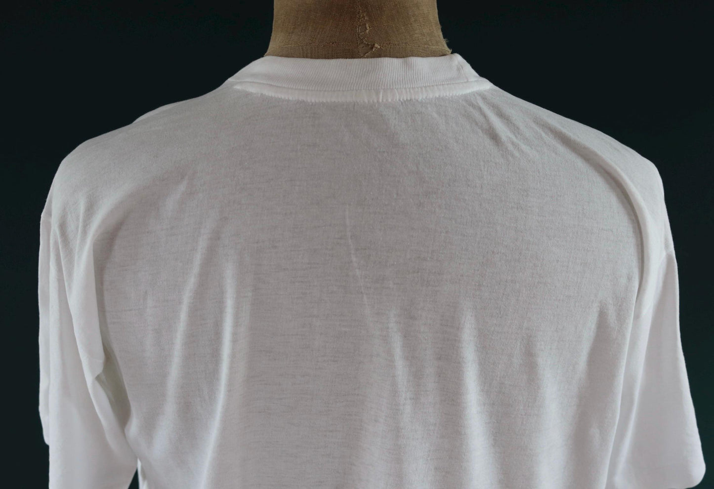 Vintage 1980s t shirt - plain white tee - 44” chest