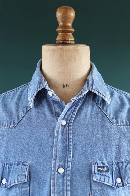 Vintage Wrangler denim shirt - cowboy - Western style - 47" chest