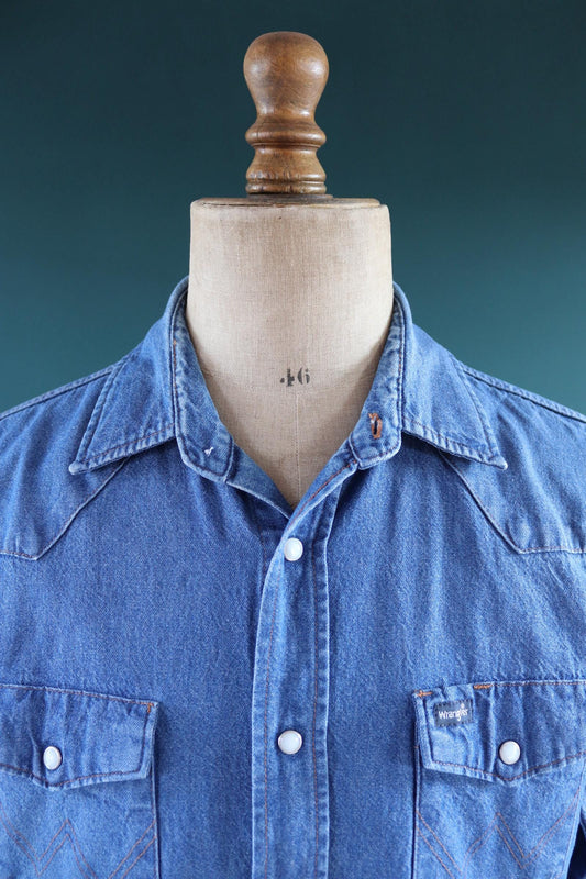 Vintage Wrangler denim shirt - cowboy - Western style - 47" chest