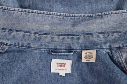 Vintage Levis denim cowboy shirt - pearl snap - Western style - 38" chest