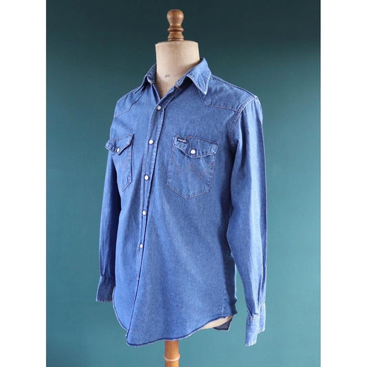 Vintage Wrangler denim shirt - cowboy - Western style - 43" chest