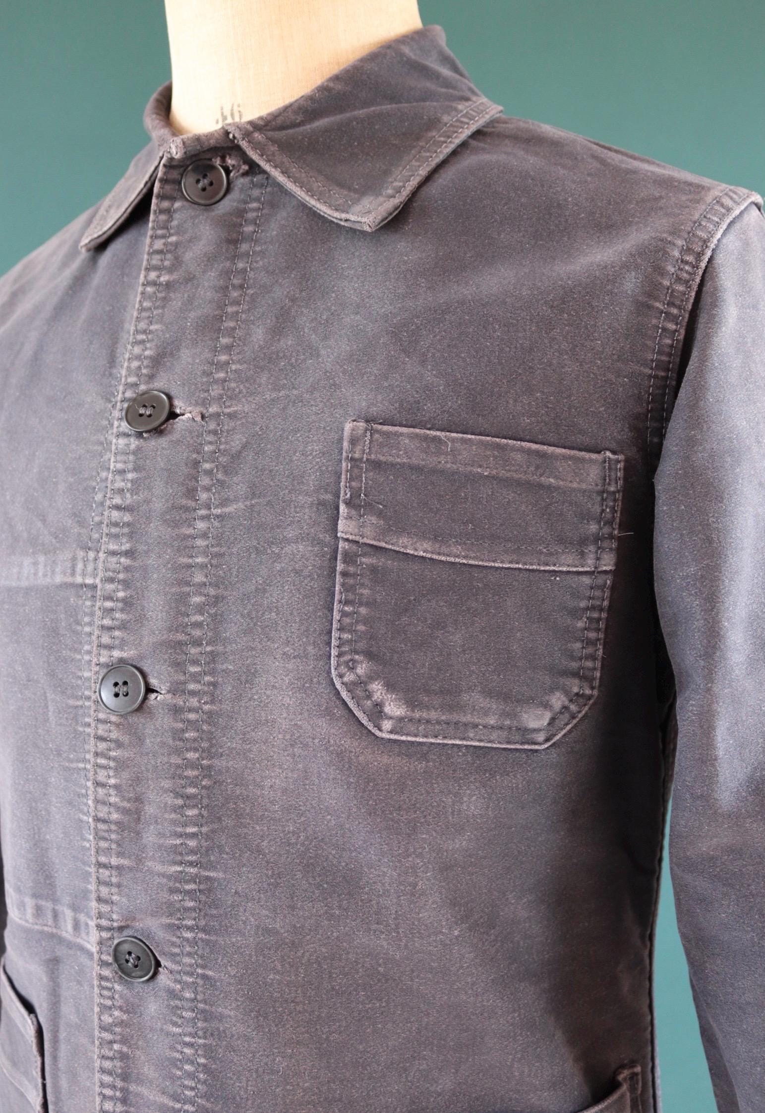Vintage black moleskin chore jacket - Le Mont St Michel - 1950s French workwear coat - 41" chest