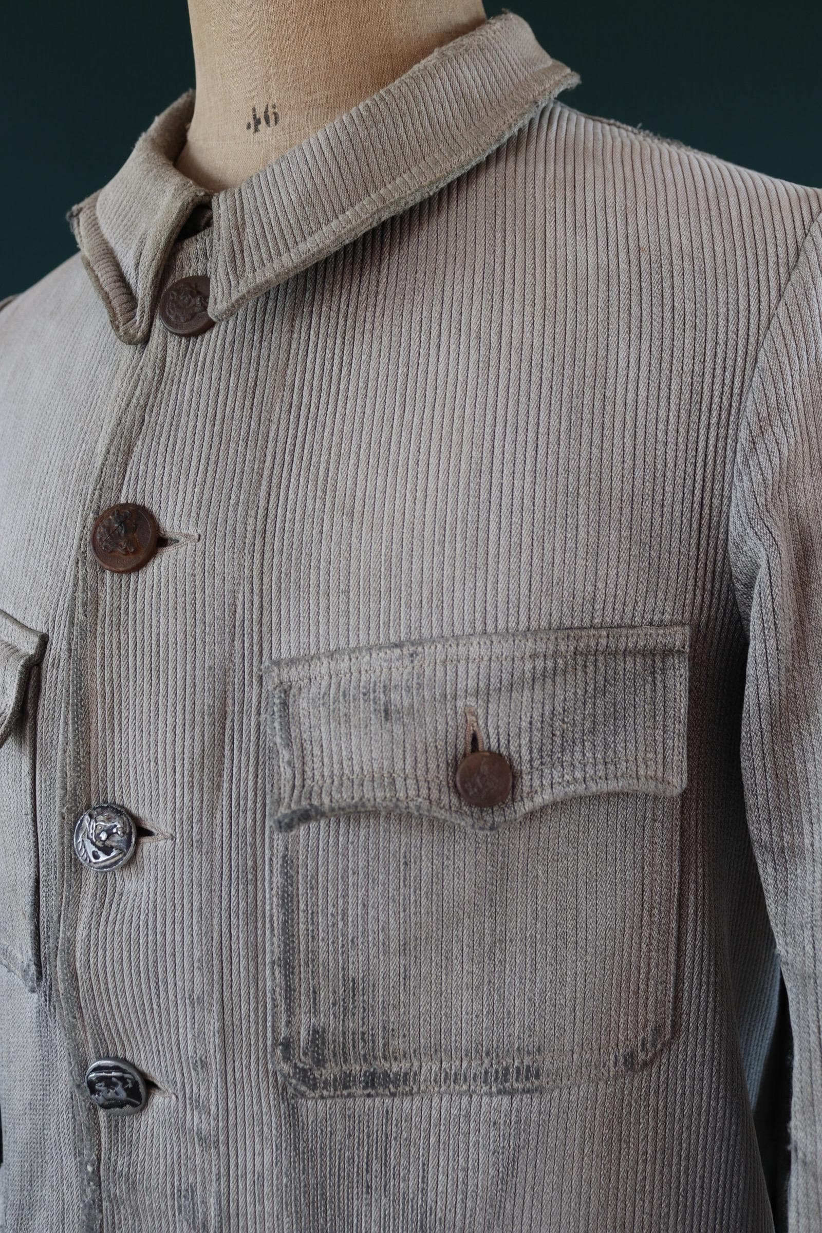 Vintage 1930s French hunting jacket - 1940s workwear - velours cotele - corduroy chore coat - 41” chest
