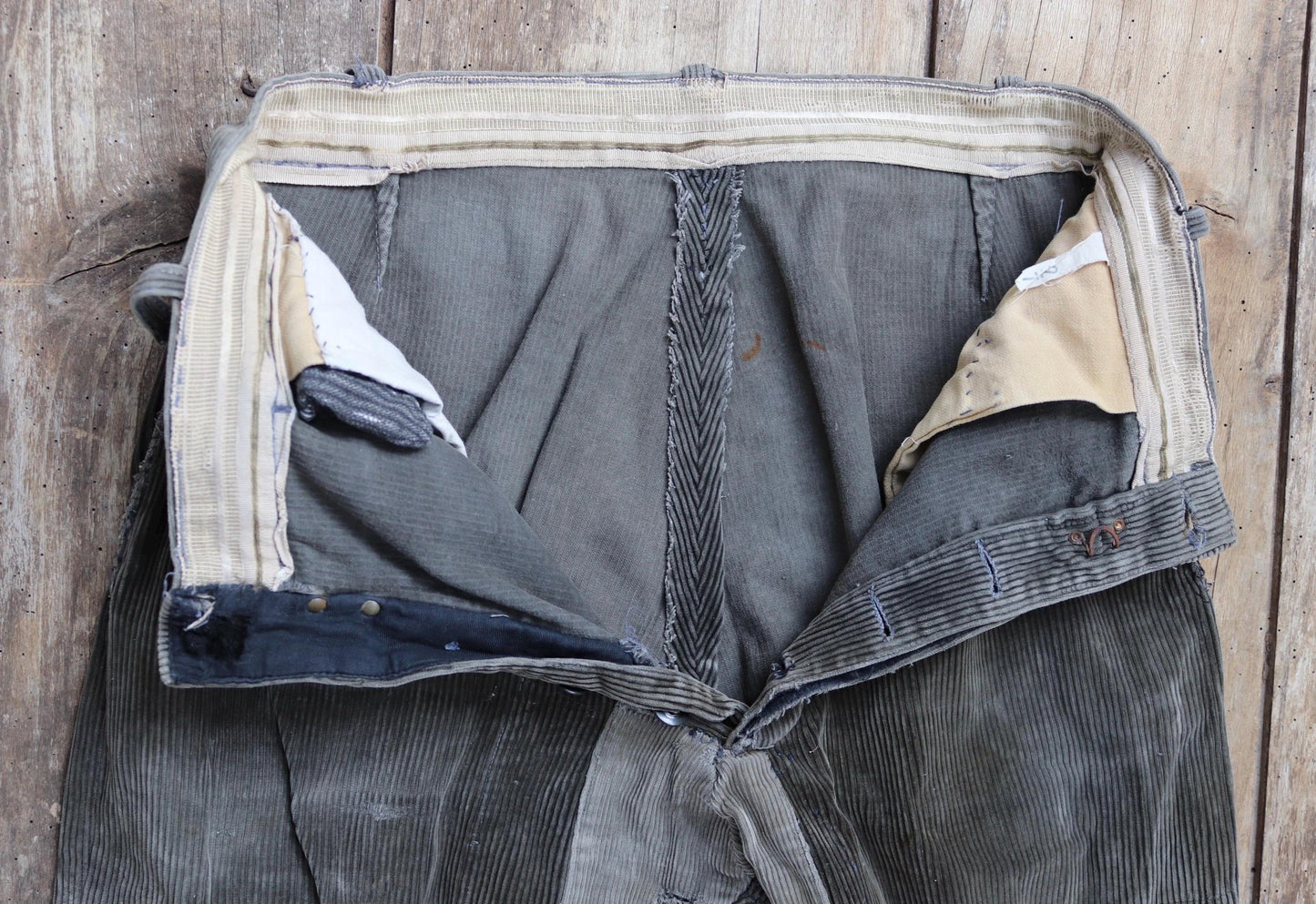 Vintage 1940s French workwear trousers - 1950s brown corduroy chore pants - darned and repaired - 31” x 26”