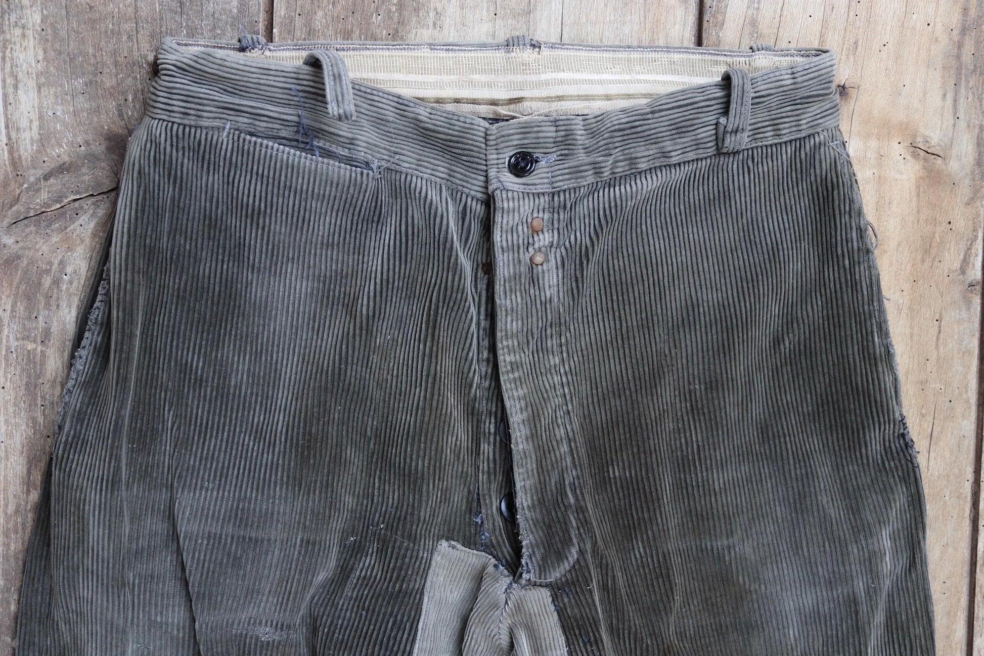 Vintage 1940s French workwear trousers - 1950s brown corduroy chore pants - darned and repaired - 31” x 26”
