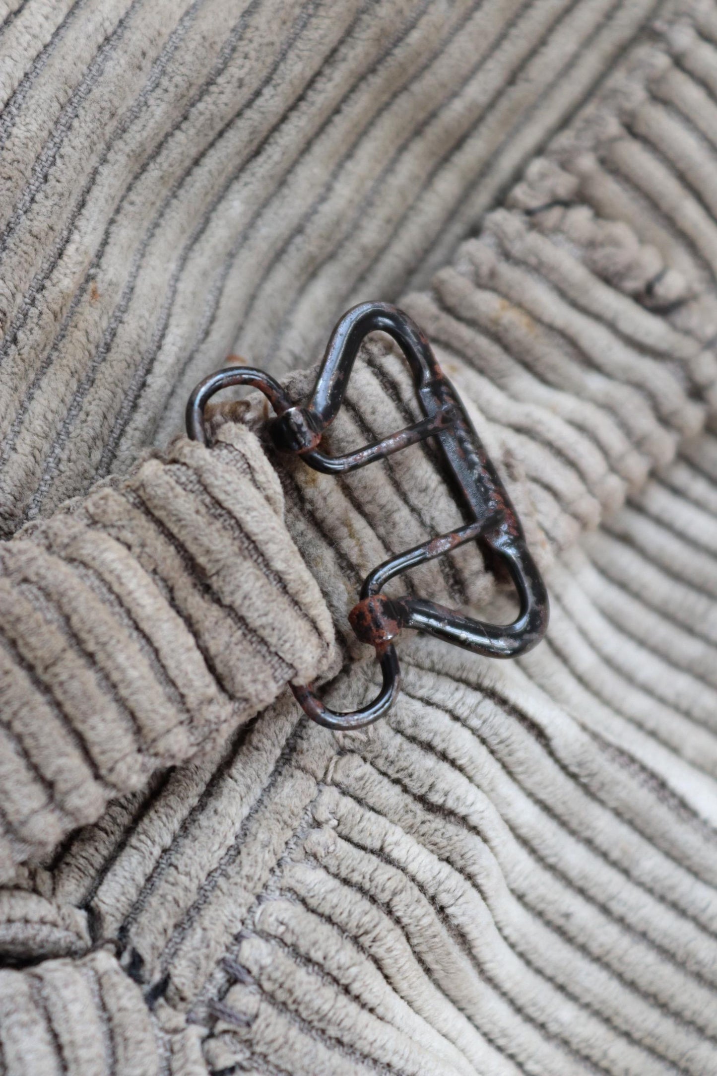 Vintage 1930s French workwear trousers - 1940s brown corduroy chore pants - buckle back - 36” x 28”