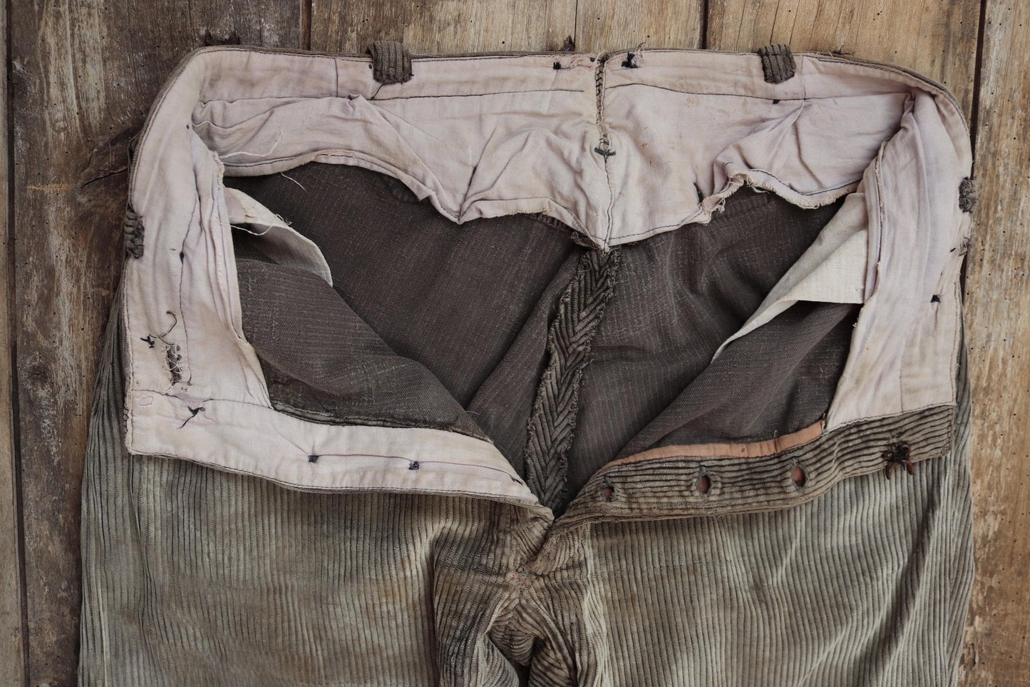Vintage 1930s French workwear trousers - 1940s brown corduroy chore pants - buckle back - 36” x 28”