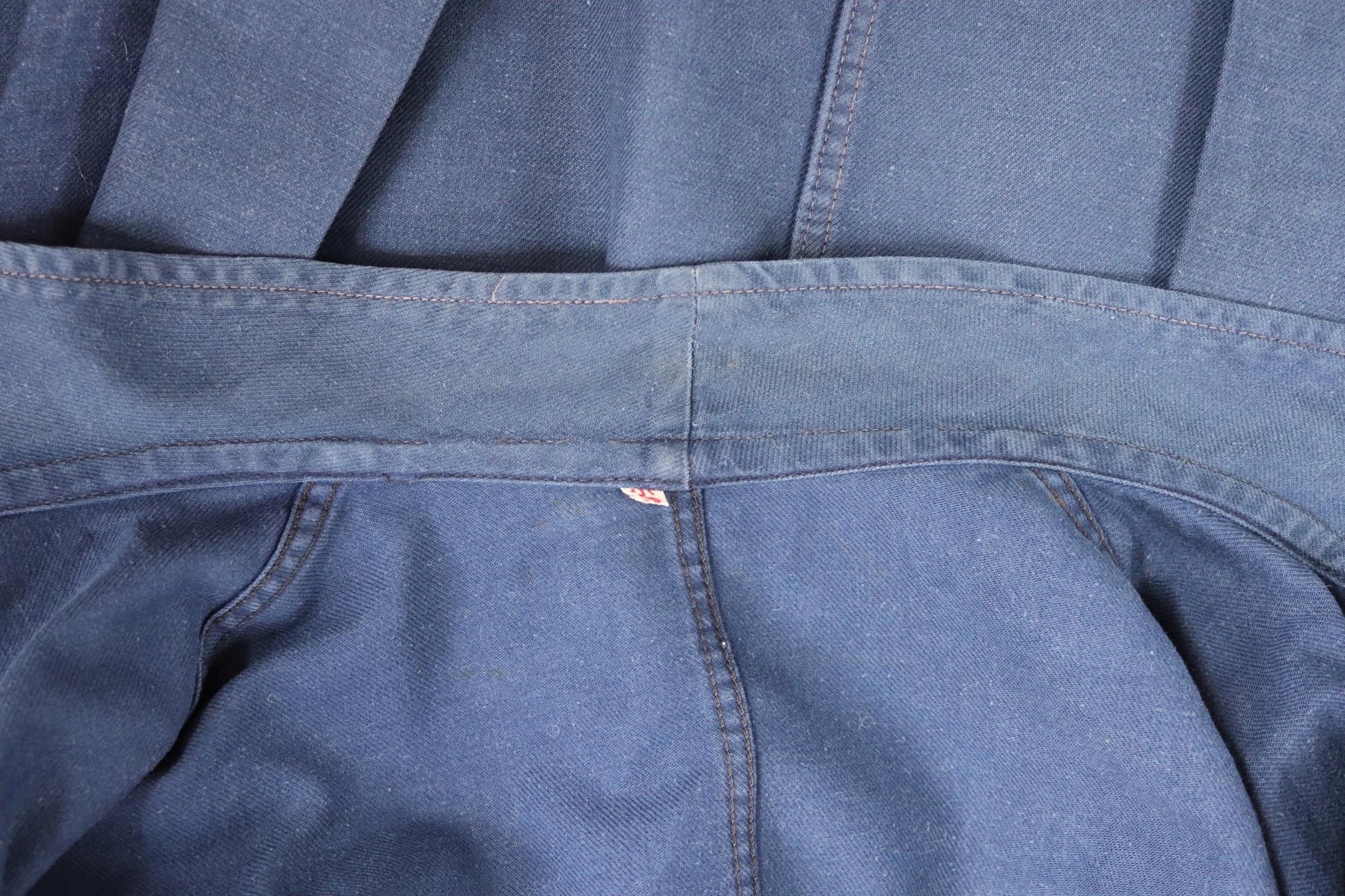 Vintage French workwear jacket - cotton twill chore coat - 50” chest