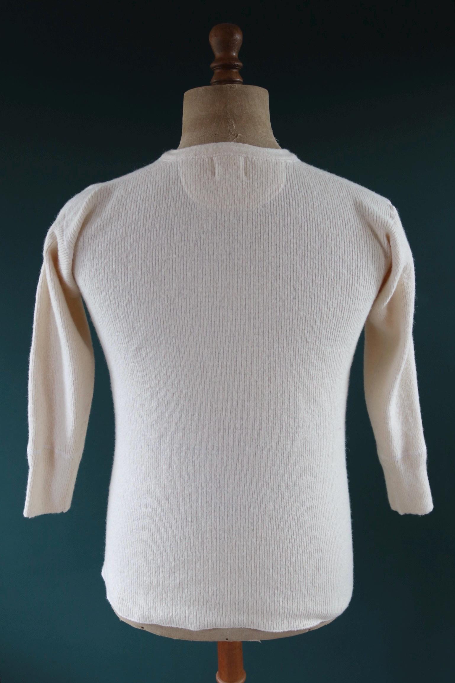 Vintage 1940s Penmans wool undershirt - Henley shirt - thermal base layer - made in Canada - 36" chest