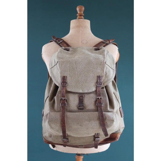 Vintage 1950s Swiss army rucksack - military backpack - salt pepper cotton canvas - for hiking and camping gear