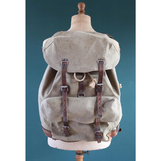 Vintage 1960s Swiss army rucksack - military backpack - salt pepper cotton canvas - for hiking and camping gear
