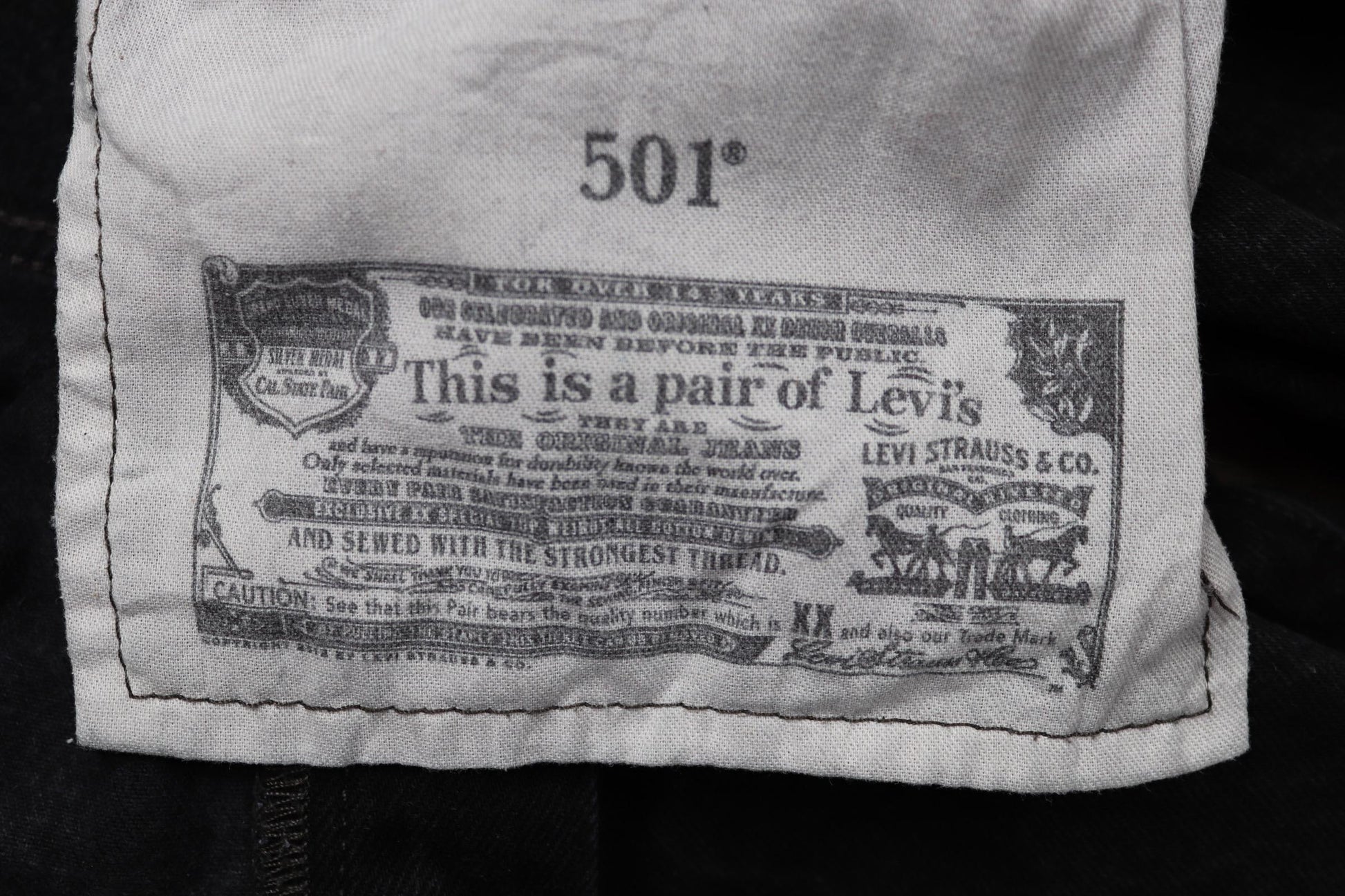 Vintage Levis 501 jeans - black denim - 37" x 32"