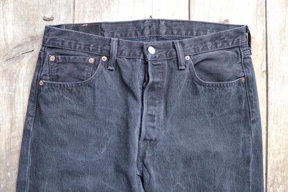 Vintage Levis 501 jeans - black denim - 34" x 29"