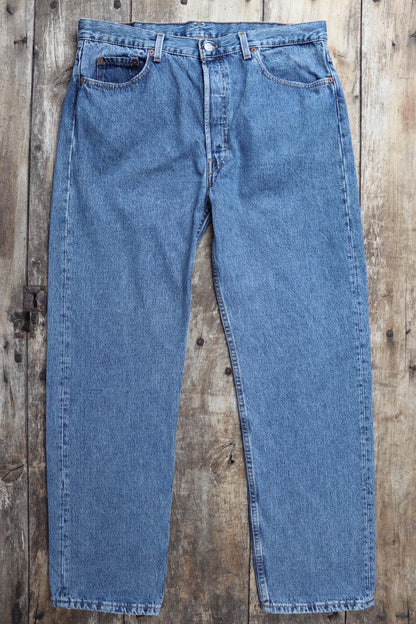 Vintage 1990s Levis 501 jeans - made in USA - blue denim workwear - 35" x 31"