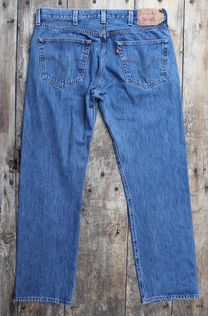 Vintage Levis 501 jeans - blue denim workwear - 36" x 32"