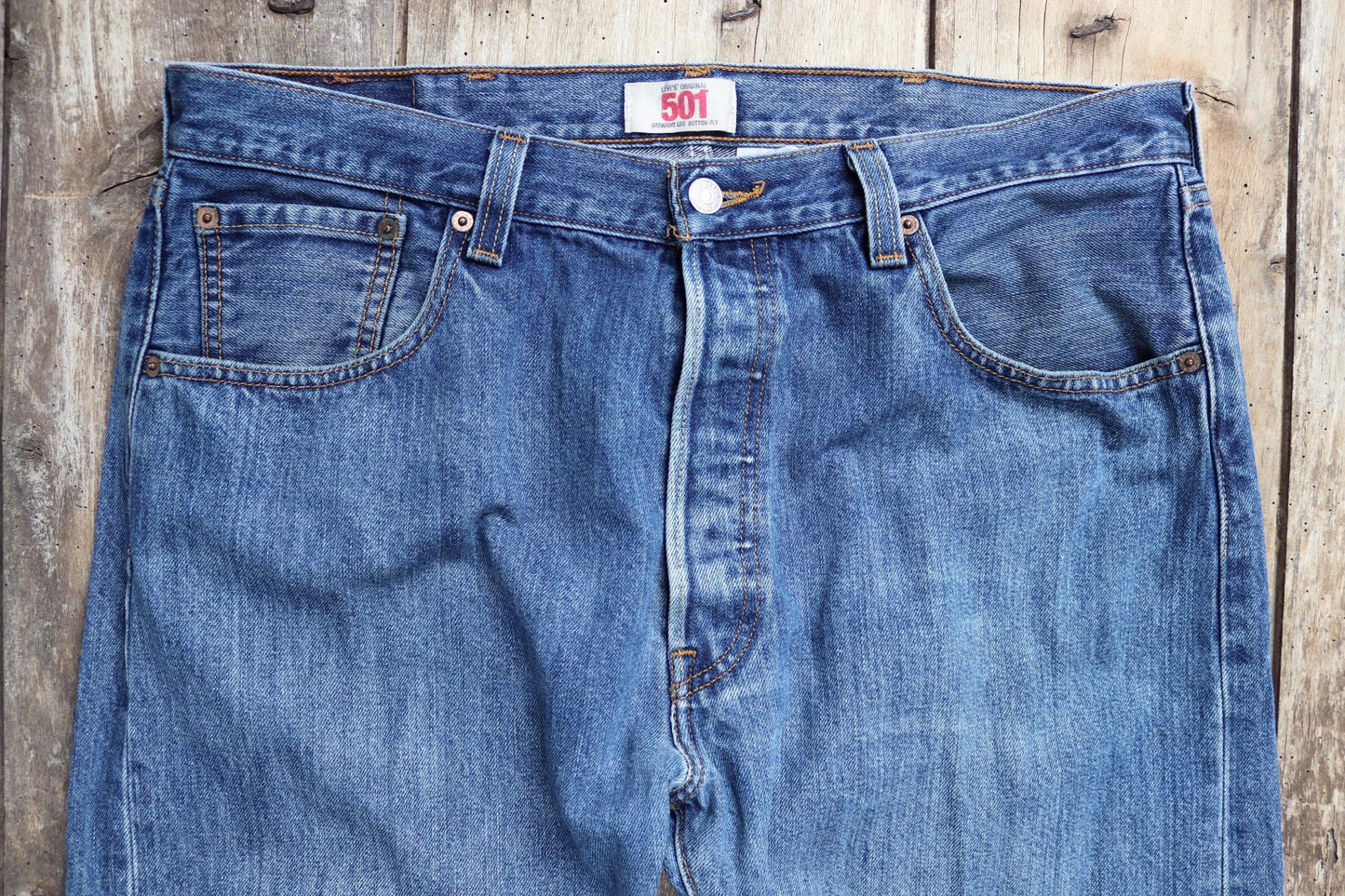Vintage Levis 501 jeans - blue denim workwear - 36" x 32"