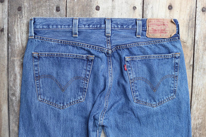 Vintage Levis 501 jeans - blue denim workwear - 36" x 32"
